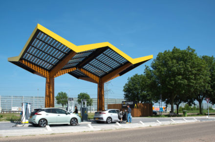 Hippe Schnellladesäulen für E-Autos